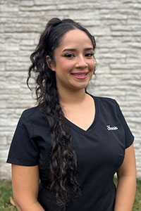 Yesi - Orthodontic Assistant