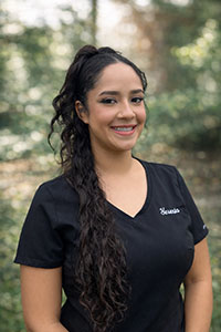 Yesi - Orthodontic Assistant